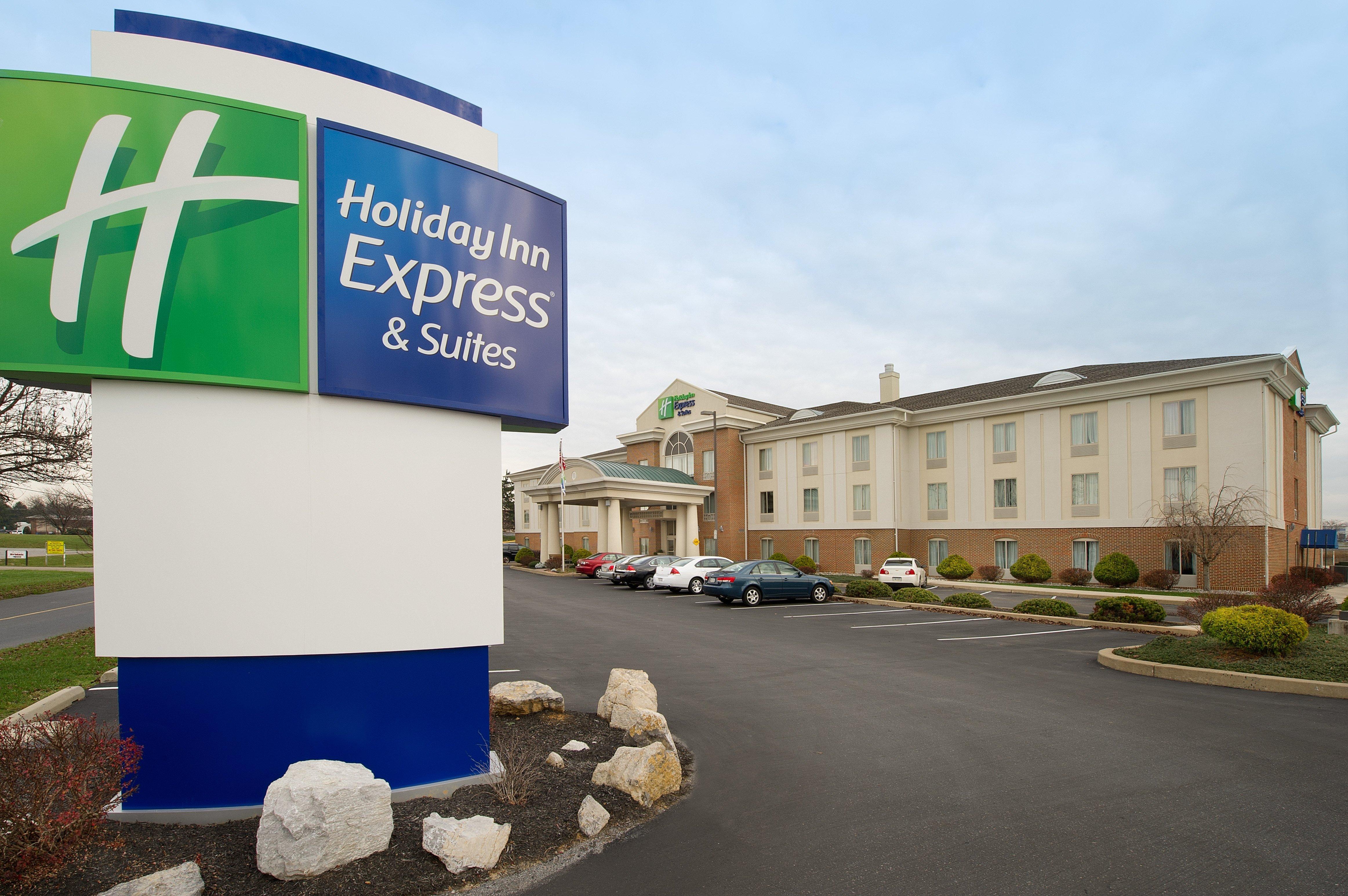Holiday Inn Express & Suites By Ihg Chambersburg By Ihg Exterior photo