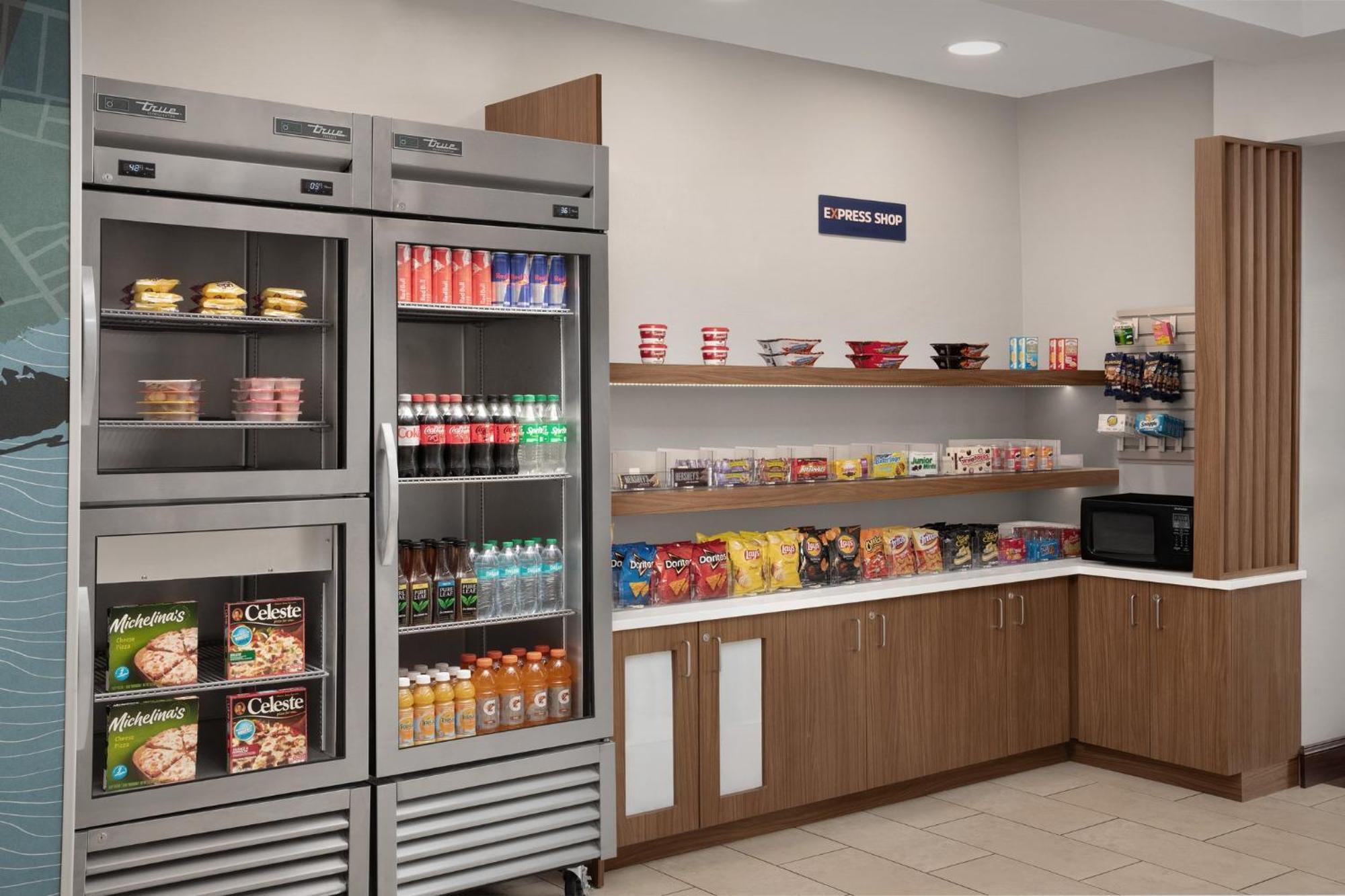 Holiday Inn Express & Suites By Ihg Chambersburg By Ihg Exterior photo
