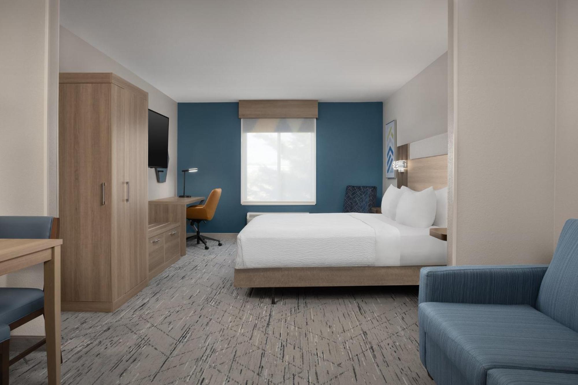 Holiday Inn Express & Suites By Ihg Chambersburg By Ihg Exterior photo